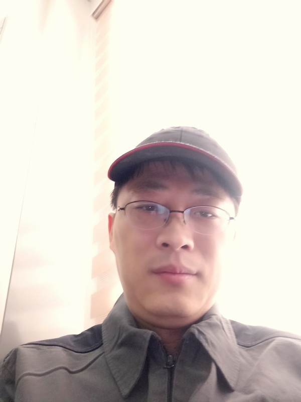 小马哥的第一张照片--新疆残疾人相亲网