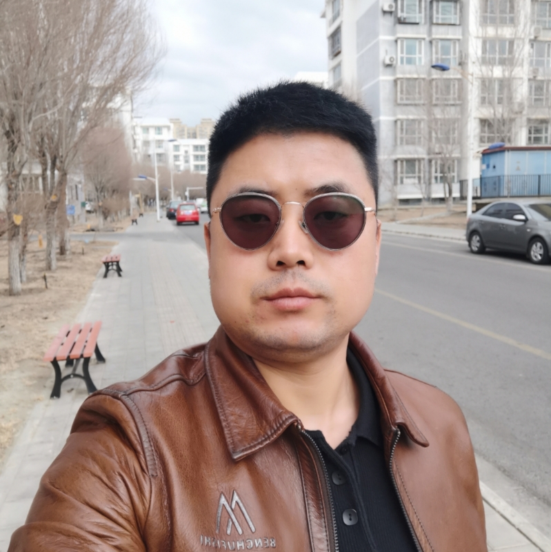 月下听风的第一张照片--新疆残疾人相亲网