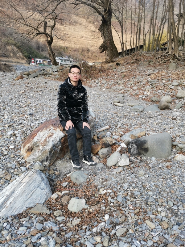 众里寻她的第一张照片--新疆残疾人相亲网